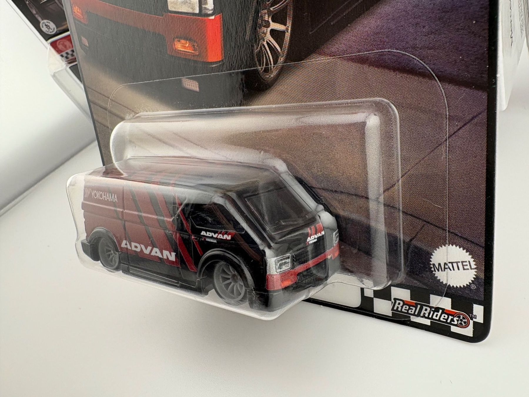 Hot Wheels Modellini d'auto: Hot Wheels MBK Van Advan Premium Boulevard #92 - 2024 – Nuovo e nell'imballaggio originale da Flawil venduto da HeisseReifen 2