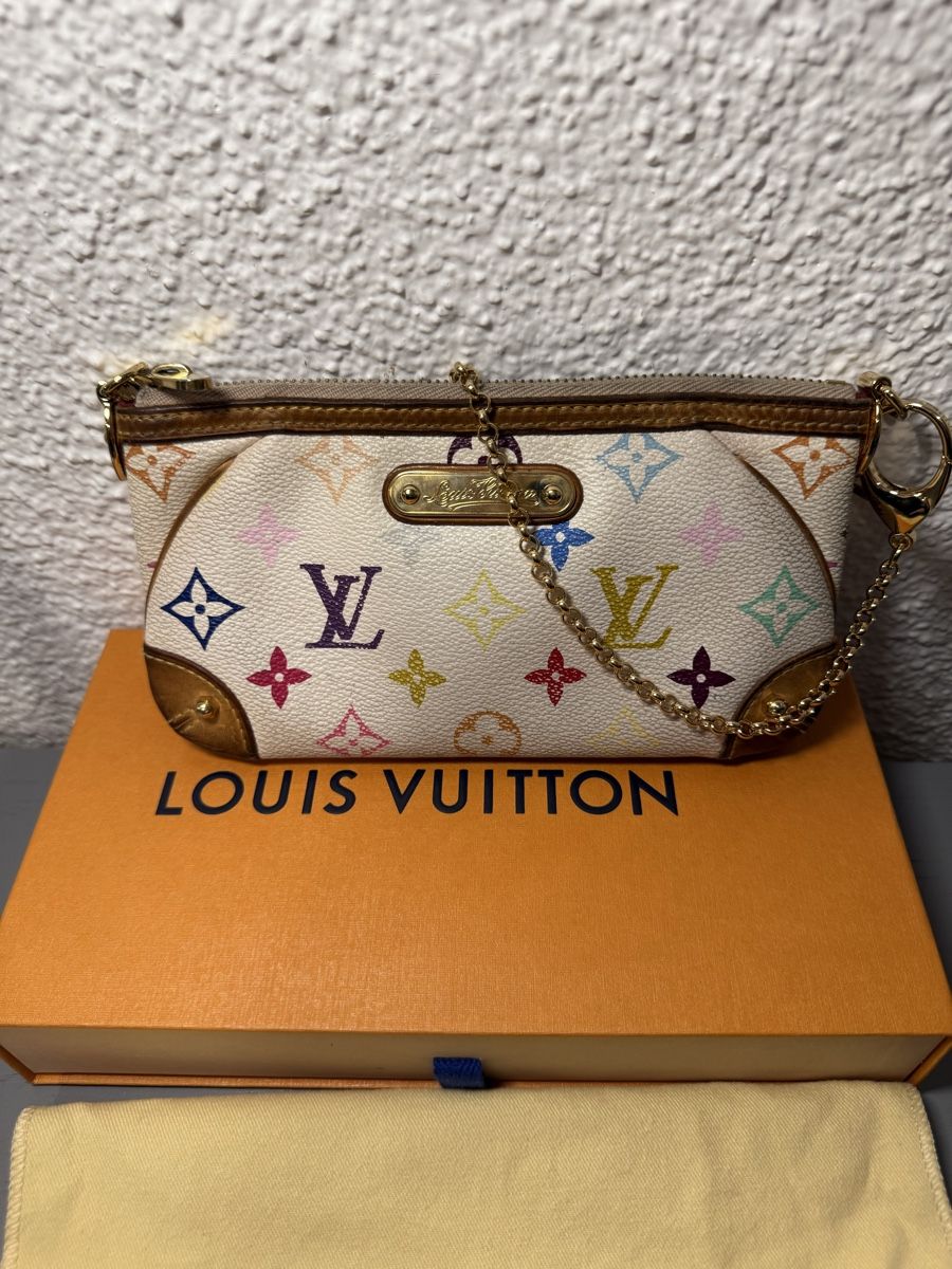 Louis Vuitton Sacs femmes: Louis Vuitton Tasche ab 1.-! – D'occasion à Lohn-Ammannsegg par aemu12 1