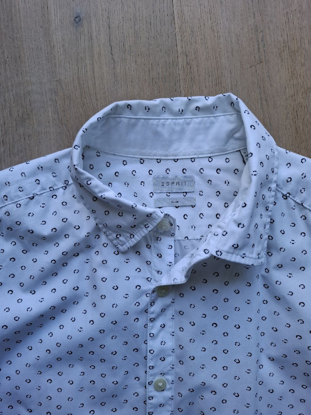 Esprit Camicie: Esprit Hemd weiss gemustert Gr. L – Usato da Langnau am Albis venduto da simon1476 2