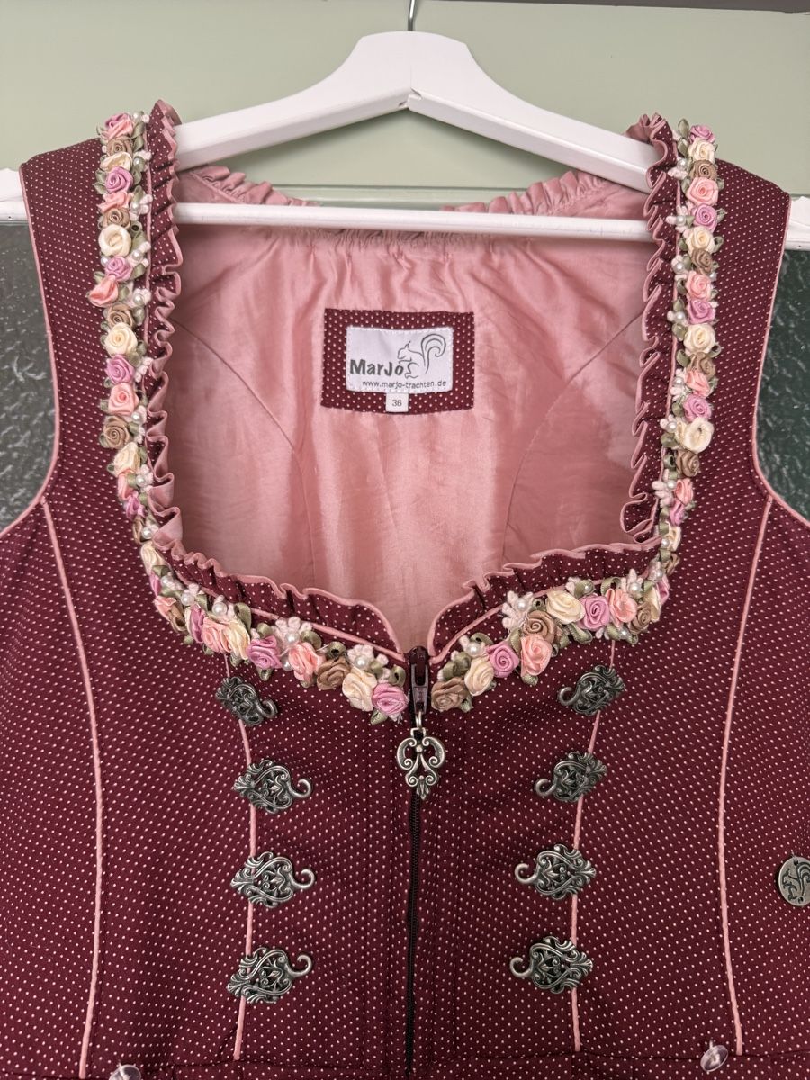 Robes: Marjo Dirndl – D'occasion à Langenthal par Nina_Leonie 4