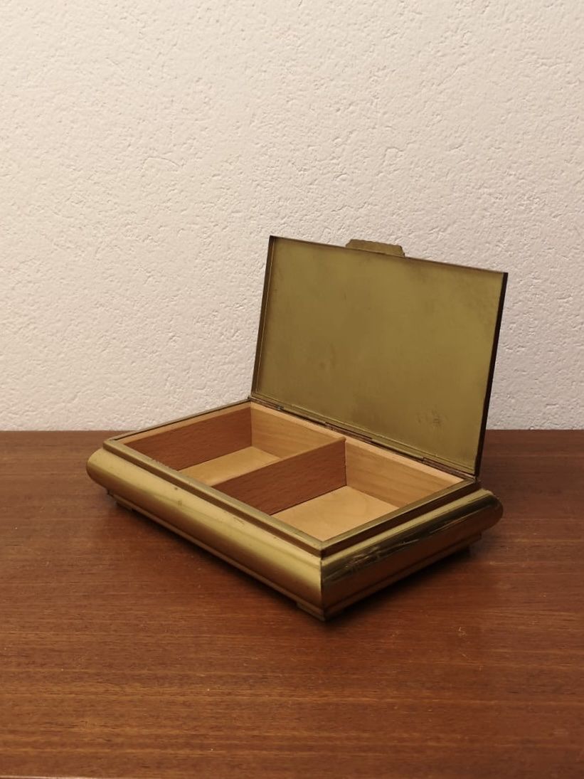Barattoli: Messing Emaille Schatulle vintage Schmuckbox Kästchen 50er – Usato da Zürich venduto da Vintagewiesel 1
