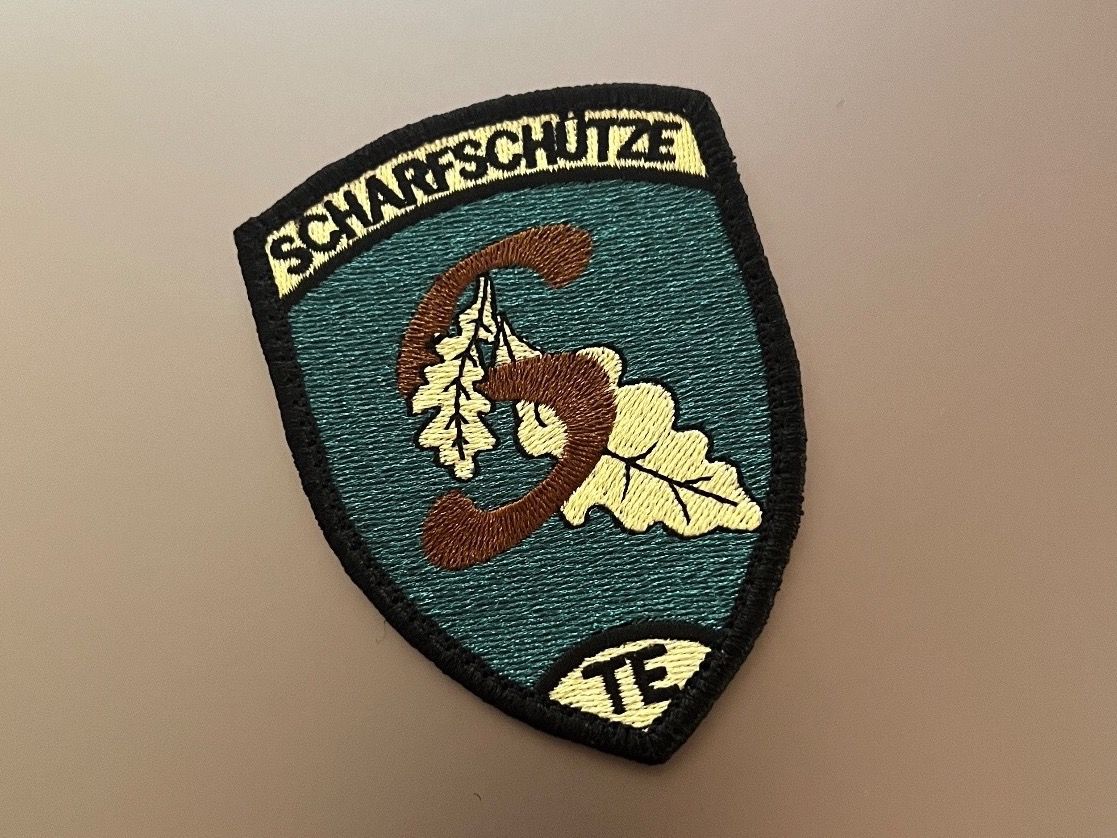 Schweizer Armee Placchette & Badge: Badge Scharfschütze TE mit Klett *** – Nuovo e nell'imballaggio originale da Fruthwilen venduto da speex 2