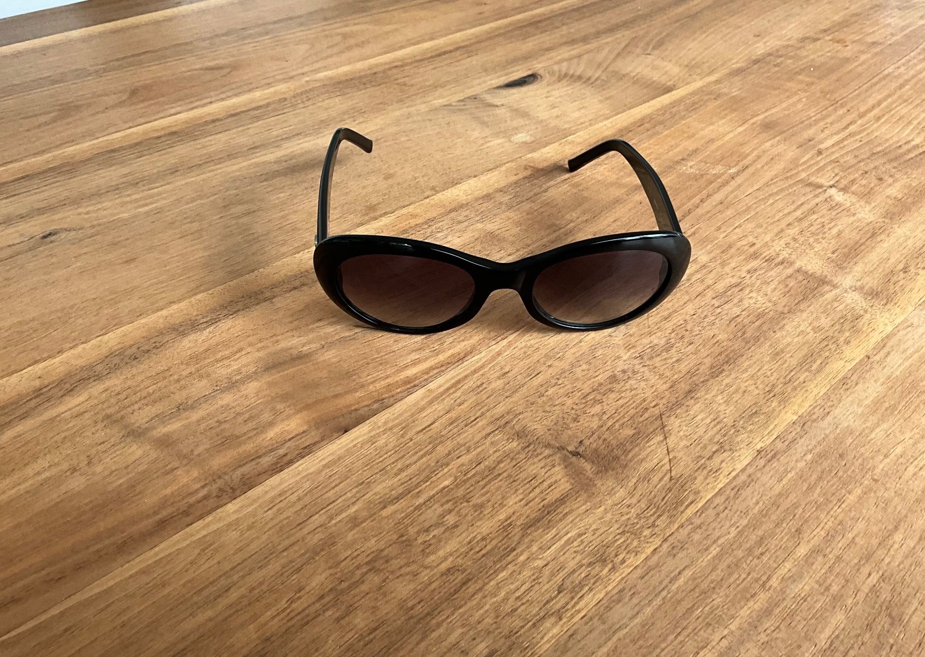 Aigner Brillen & Gläser: AIGNER Sunglasses & CHANEL Box – Neu (gemäss Beschreibung) aus Erlenbach ZH von Syssi_C 3