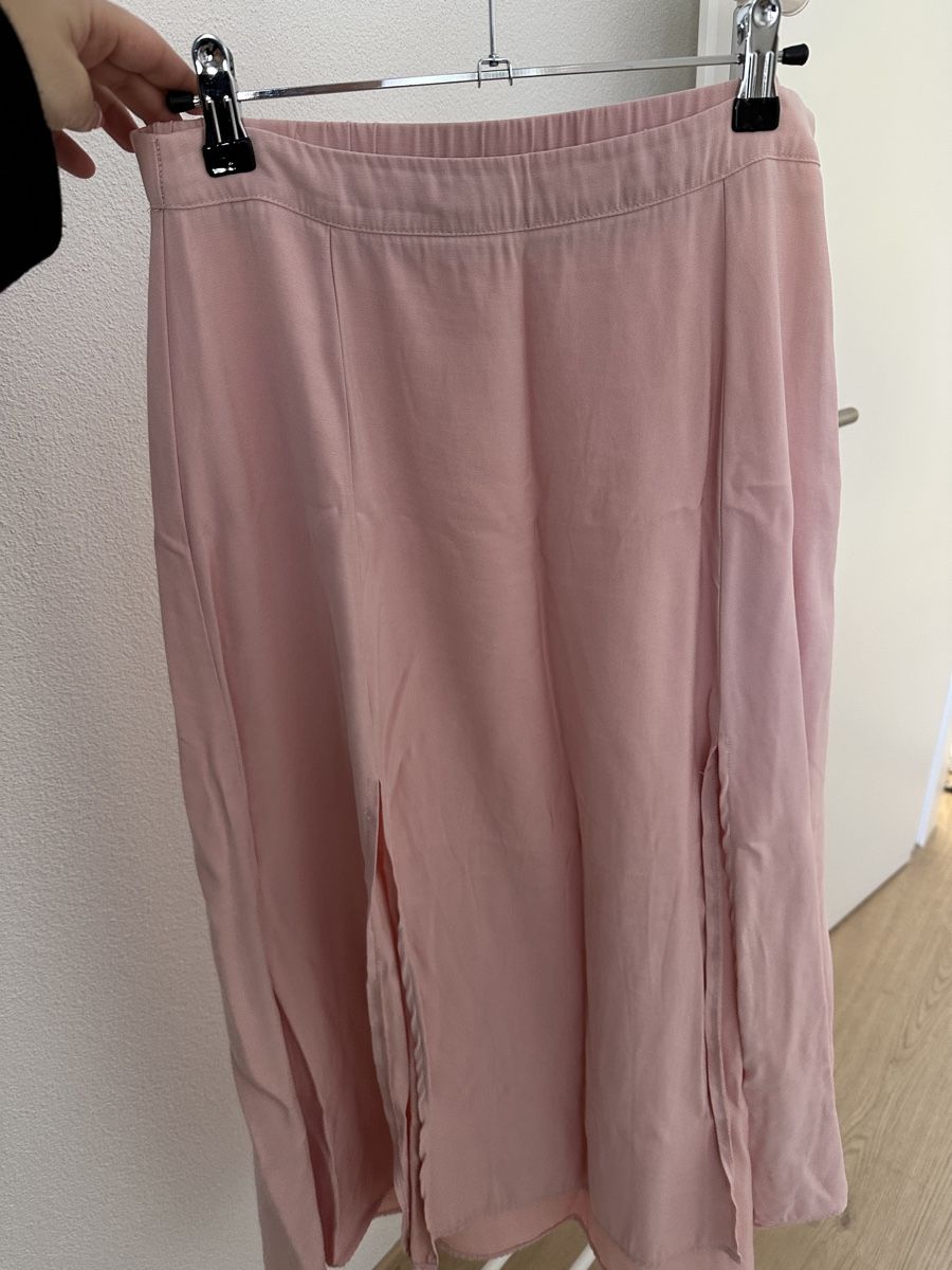 Stradivarius Gonne: Sommer Rock Stradivarius, Gr. 40 – Usato da St. Gallen venduto da raphaela_99