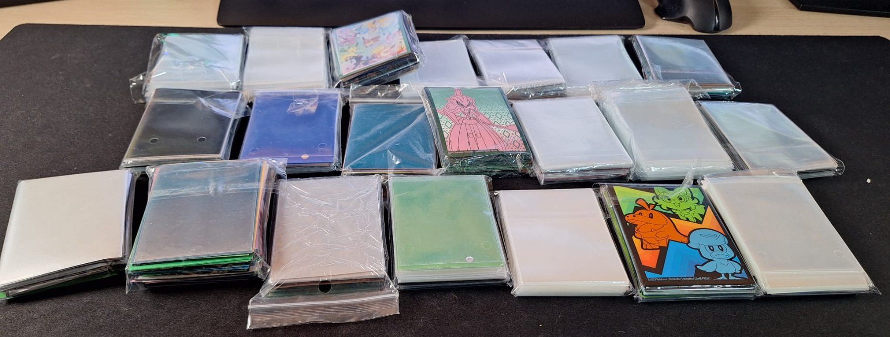 Pokémon Sammelbilder & Trading cards: Random Pokémon Sleeves – Gebraucht aus Andwil SG von popatus 1
