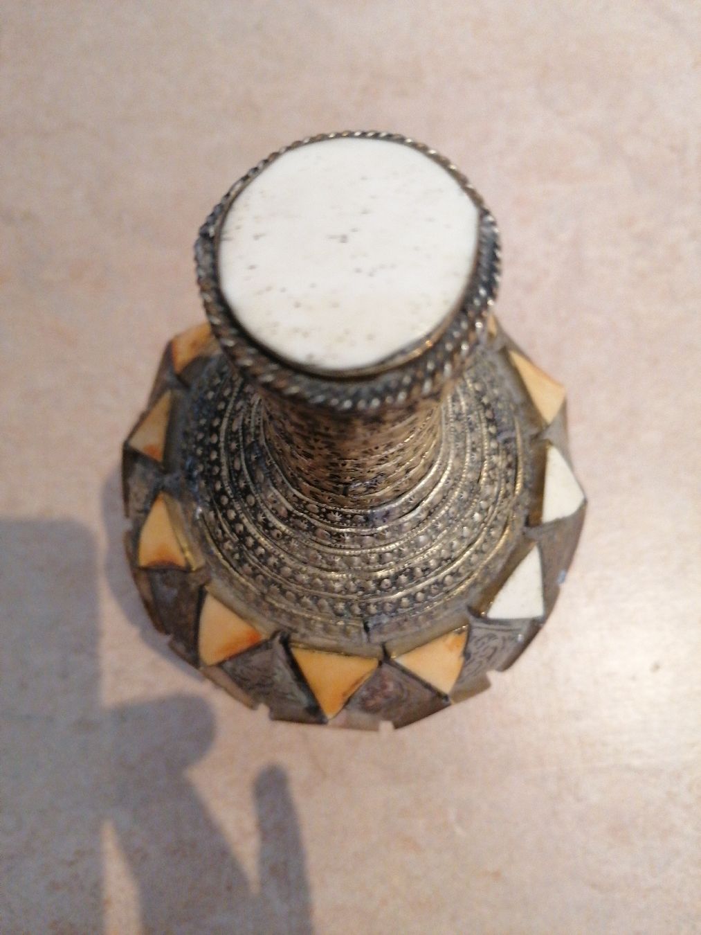 Vasi & Recipienti: Antike Flasche Vase, Messing und Einlegearbeit – Usato da Klingnau venduto da vollmond36 3