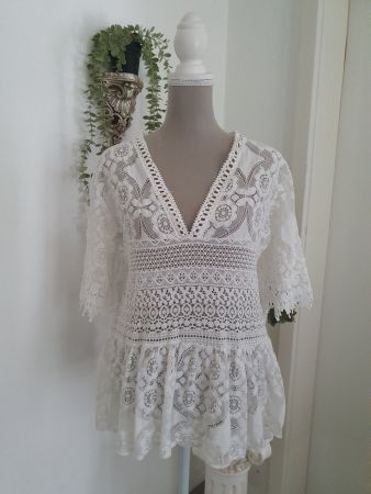 Weisse Bluse m. Spitze Gr L "Chicoree"