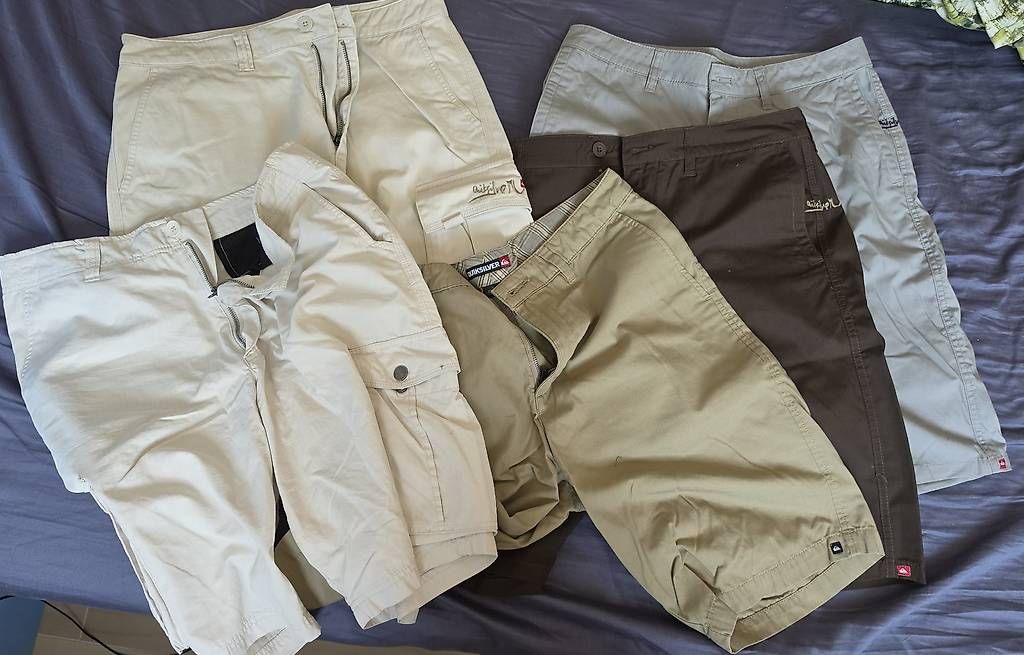 Quiksilver Pantaloni: 5x pantaloncini Quicksilver (32) – Usato da Locarno venduto da ran_c5zb