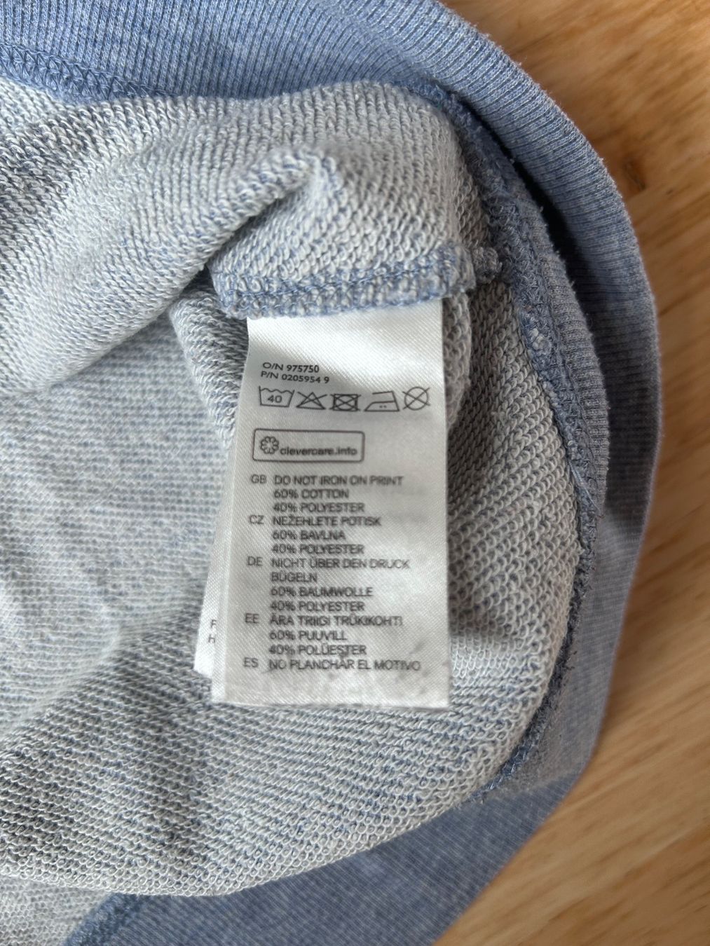H&M Pullover & Sweatshirts: Pullover, hellblau, S, Dreiviertel Armlänge – Gebraucht aus Winterthur von ela_qbz6 3