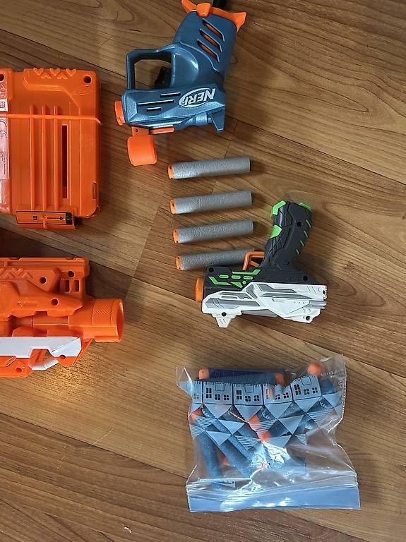 Nerf Giocattoli: Set de pistolets Nerf – Usato da Lavigny venduto da bassposaune78 2