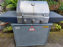 Schöner Gas Grill Ohmex 3 Brenner mit Seitentablaren