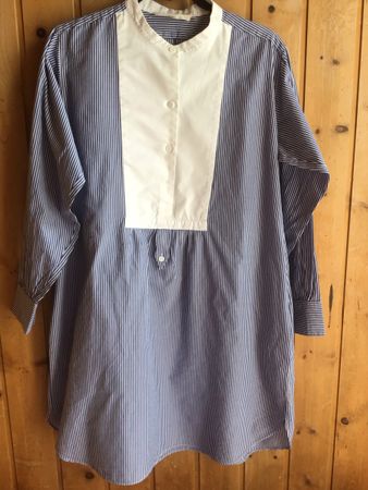 Bluse Streifen weiss blau Kragen Grösse 40 Nicht Getragen