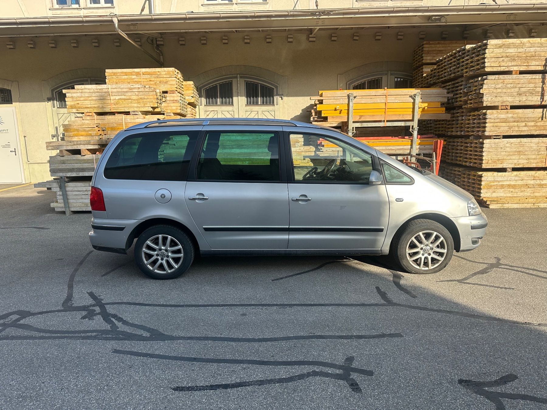 VW Automobili: VW Sharan 2.0 TDI 4 Motion – Difettoso da Langnau i. E. venduto da Staelang 2