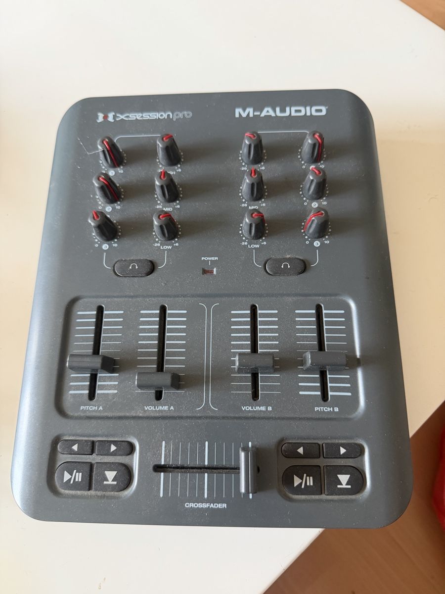 Strumenti musicali: M-Audio X-Session Pro – Usato da Baden venduto da noli.r