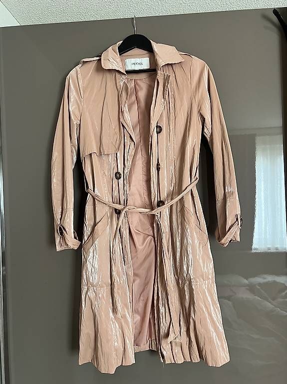 Mäntel: Trenchcoat – Gebraucht aus Bretzwil von .Schoggi.
