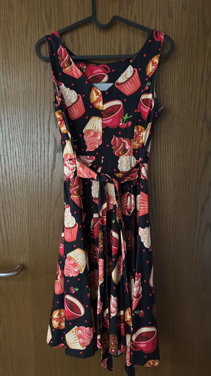 Vestiti: Rockabilly-Kleid mit Cupcake-Muster Grösse S – Usato da Heiden venduto da Bettyk11. 1