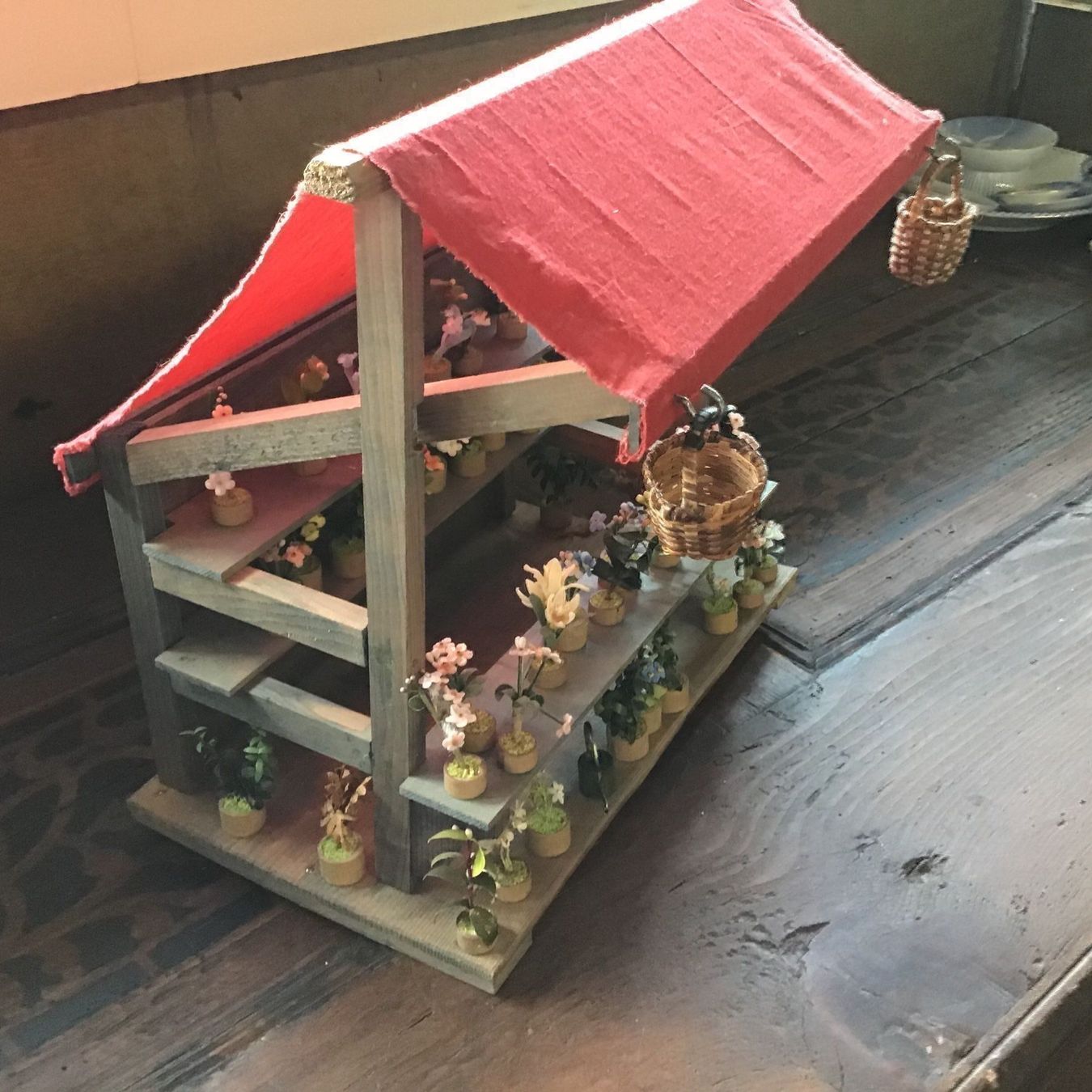 Jouets: Alter antiker Blumenstand – D'occasion à St. Gallen par Goldlilly 3