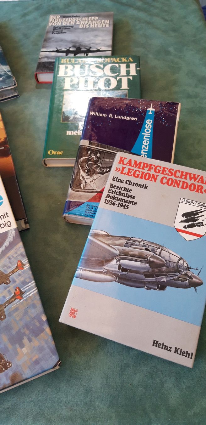 Livres: Militär-Flug, 7 Bücher – D'occasion à Neuenhof par elRey123 1