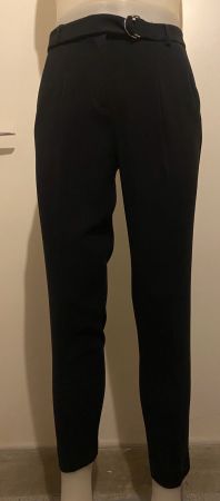 Klassich elegante schwarze Hose Grösse 36