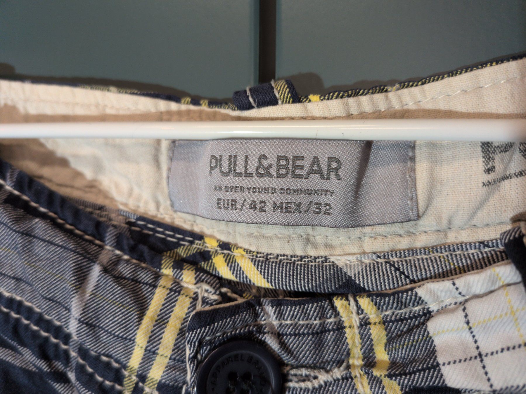 Pull&Bear Pantaloni: Pull & Bear Cargo Shorts – Usato da Rüfenacht BE venduto da swalin 2