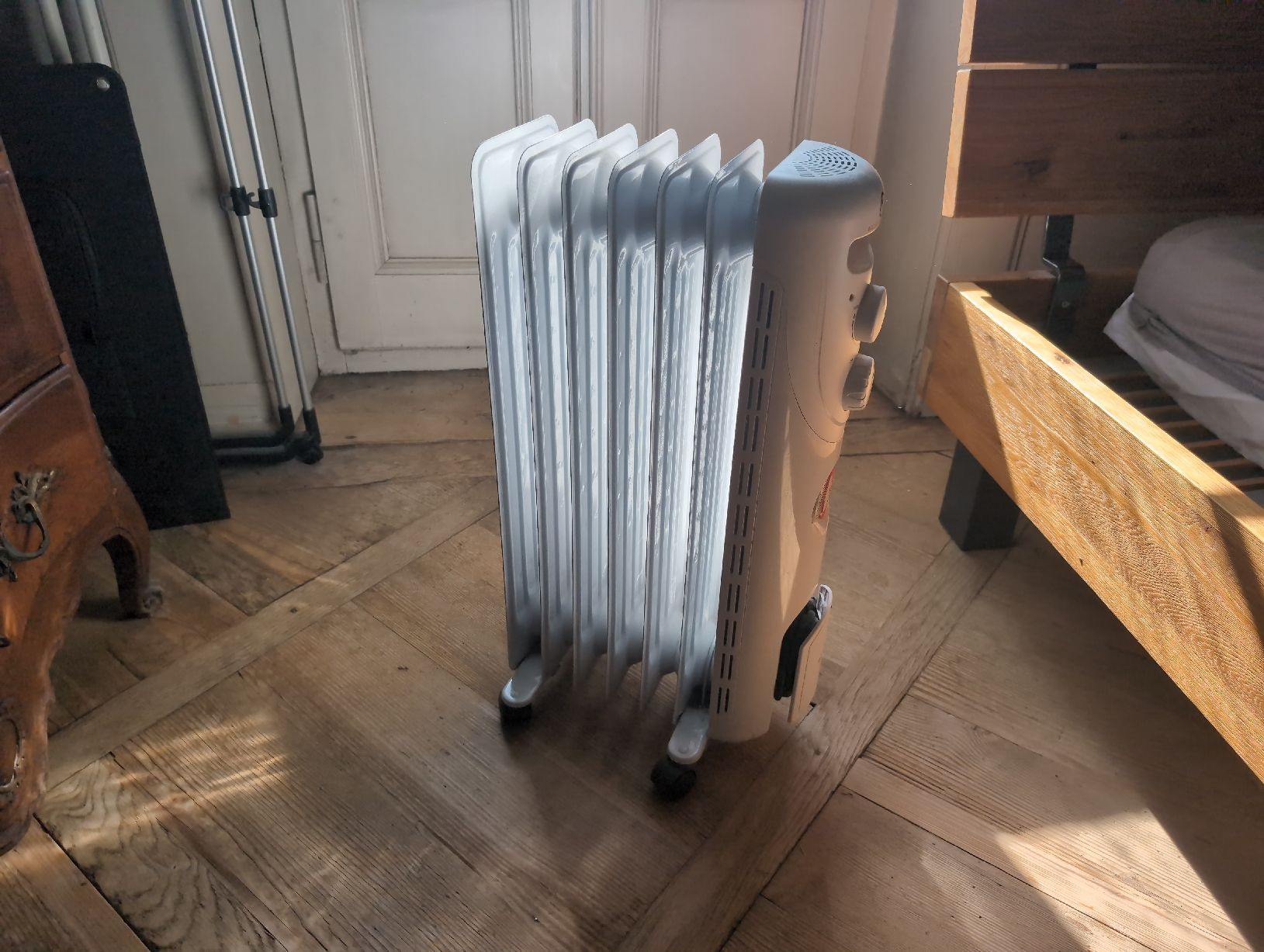 Primotecq Radiatori: Oelradiator mit Zeitschaltuhr – Usato da Bern venduto da Janwe77 2