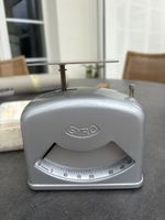 Vintage scale