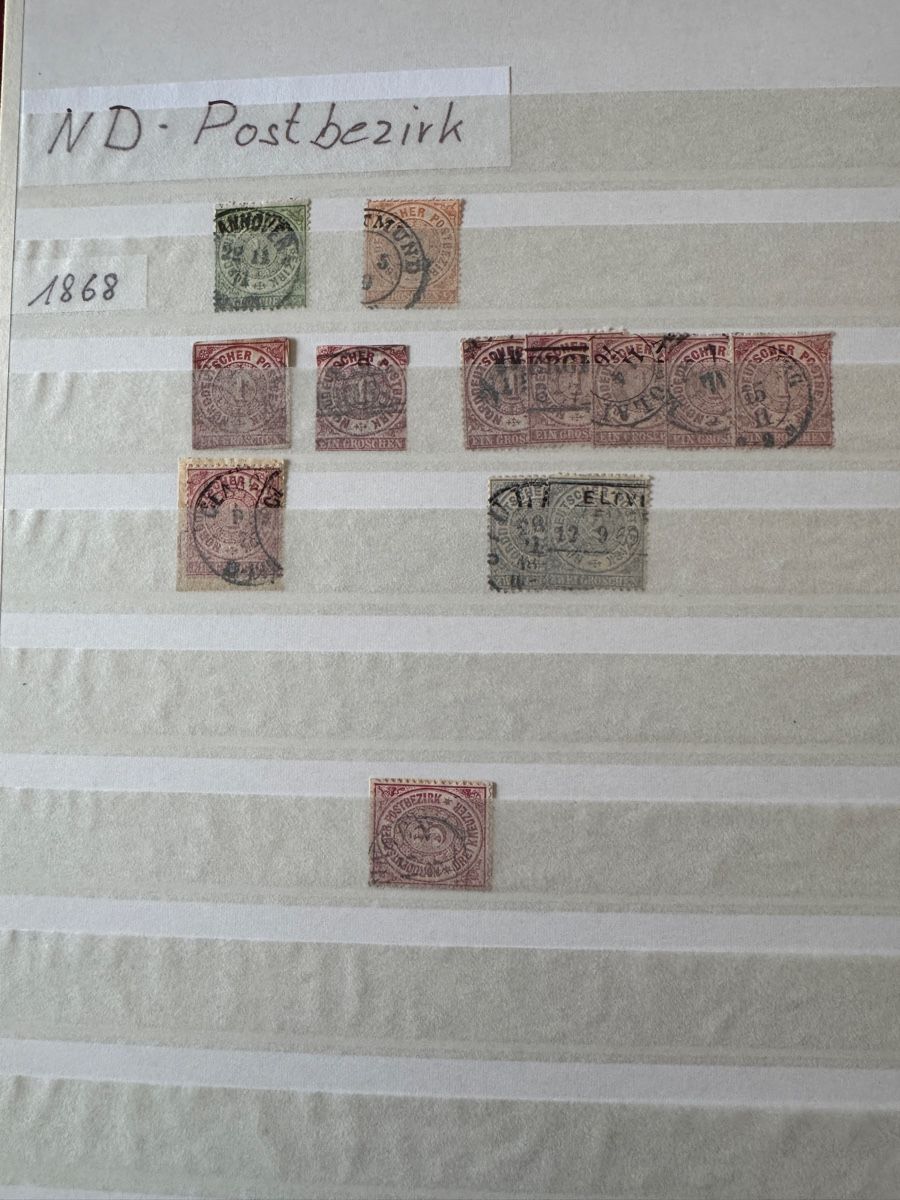 Albums: Briefmarken Bundle – D'occasion à Zürich par Ladd 8