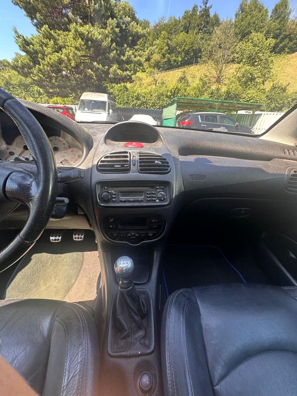 Peugeot Autos: Peugeot 206 CC Cabriolet silber – Gebraucht aus kehrsatz von AutocenterKehrsatz 5
