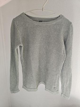 Pull  Taille 38 en maille vert clair