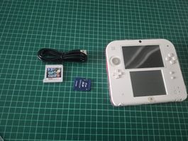 Nintendo 2DS Konsole weiss rot mit Spiel und Zubehör