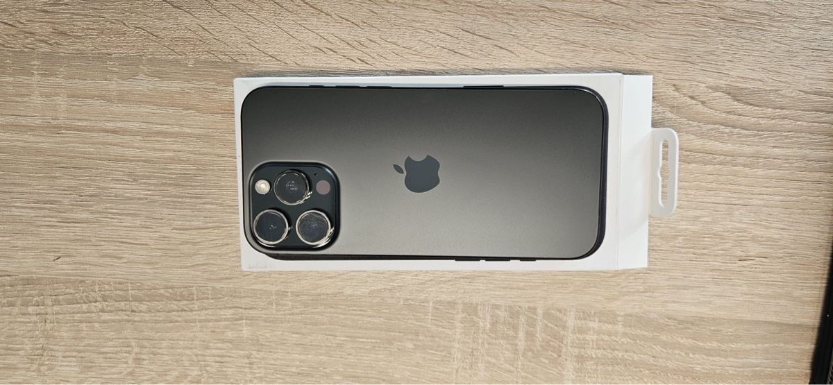 Apple Telefoni cellulari / Smartphones: iPhone 16 Pro Max 256GB – Usato da Elsau venduto da mor1ano