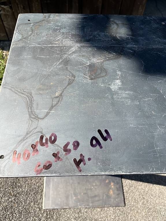Tische: Pied pour table haute  – Gebraucht aus Pully von friporte11 2