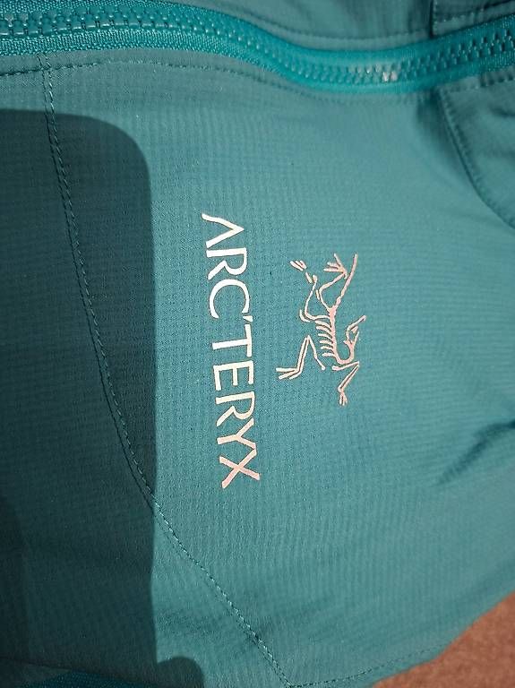 Giacche: Arcteryx Atom xs – Usato da Altdorf UR venduto da edithJ01 1