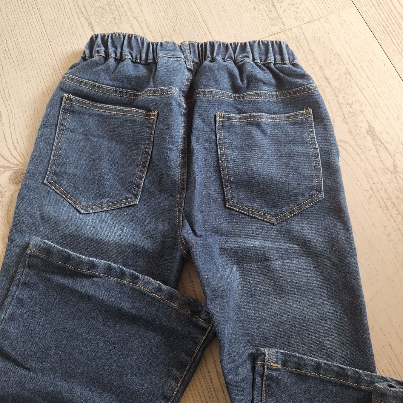 Pantaloni: Kinder leichte sttetch Jeans Cuddclio blau – Nuovo e nell'imballaggio originale da Romanshorn venduto da Msdiamond17 2