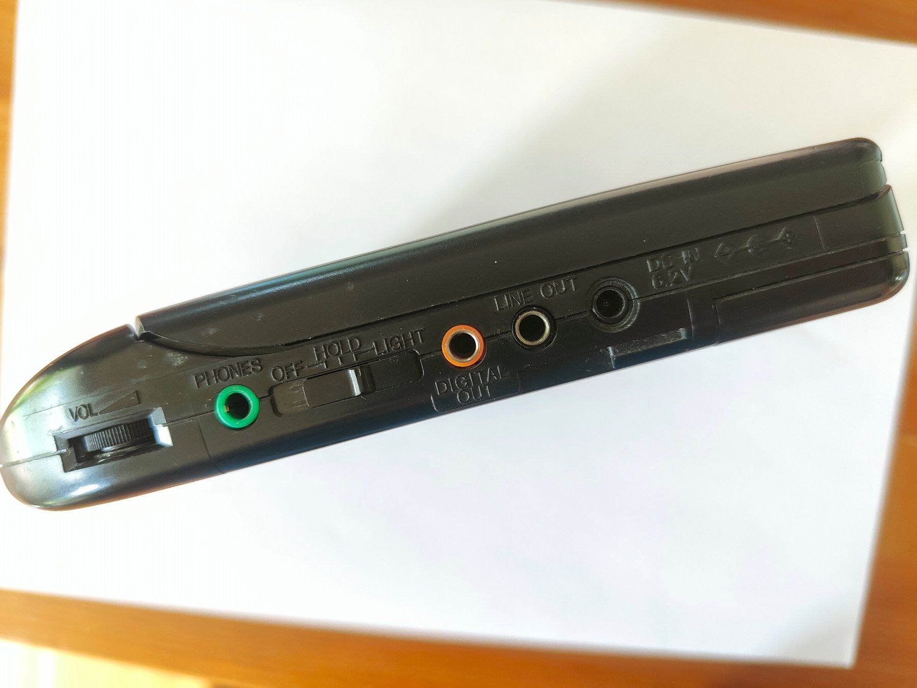 Grundig Tragbarer Mediaplayer: Grundig CD player CDP 100 – Defekt aus Gland von Pi-Oh 5