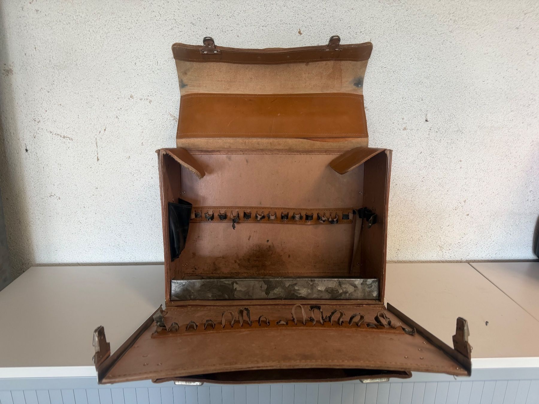 Alle Werkzeuge: Valise à outils – Gebraucht aus Lamboing von massapequa 3