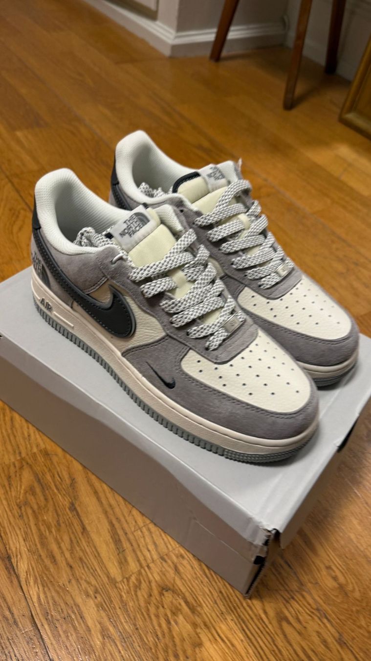 Nike Scarpe da uomo: Air Force 1 low limited North Face edition – Nuovo e nell'imballaggio originale da Zürich venduto da dus_gln9 2