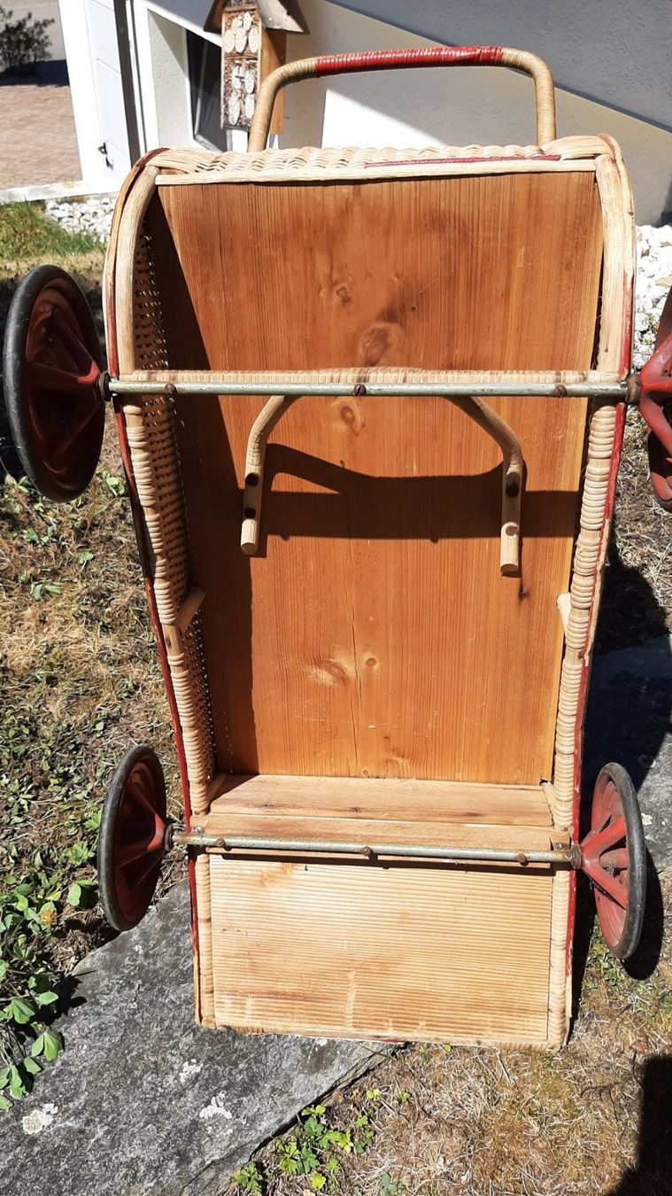 Carrozzine per bambole: Puppenwagen – Usato da Rickenbach BL venduto da Oktober68 6