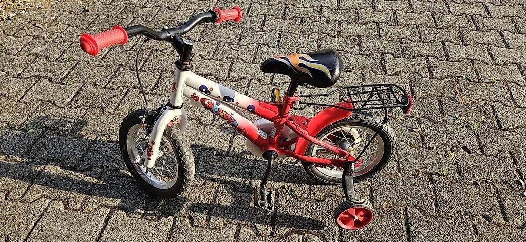 Biciclette: Kinderfahrrad Kindervelo mit Stützen – Usato da Aarau Rohr venduto da Adoxa 1