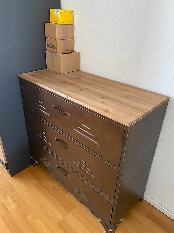 Kommoden: Kommode mit drei Schubladen – Gebraucht aus Basel von ghi_hw9w 4