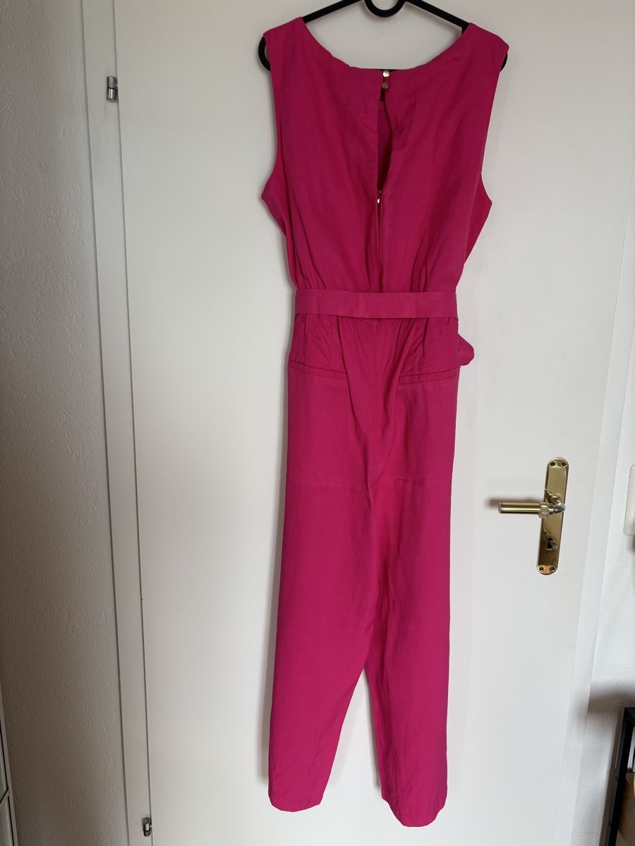 Tute: s.Oliver Jumpsuit pink ärmellos – Usato da Uetikon am See venduto da ansi2601 3