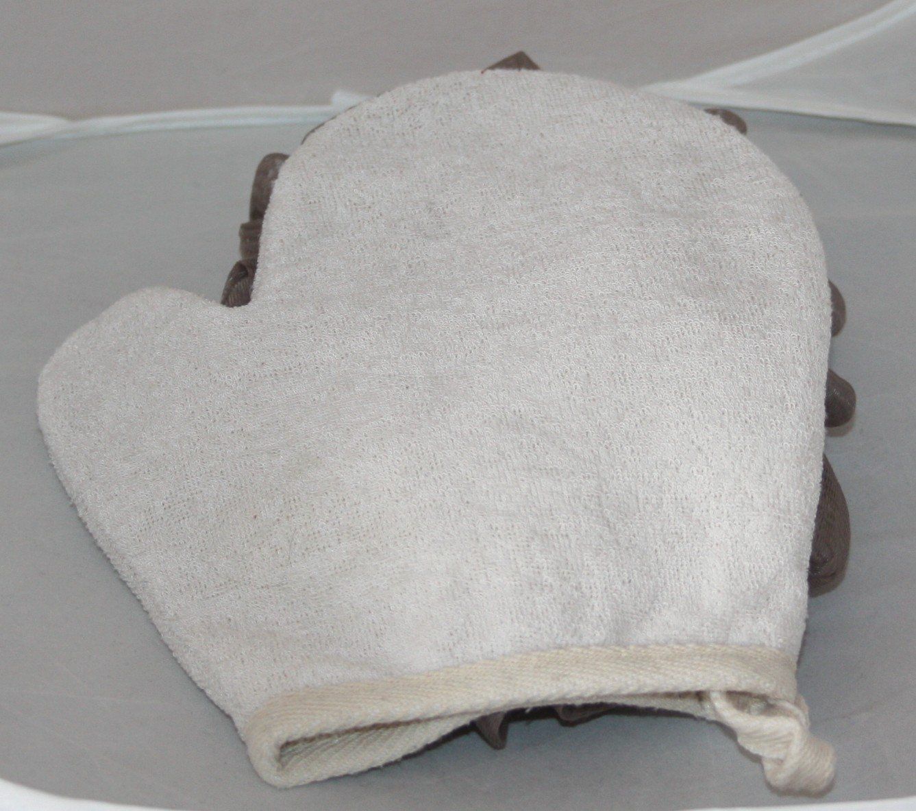 Altro per la casa: Handschuh mit Duschblume / Peeling-Handschuh – Nuovo (secondo la descrizione) da Flüelen venduto da Diversicum-Shop 2
