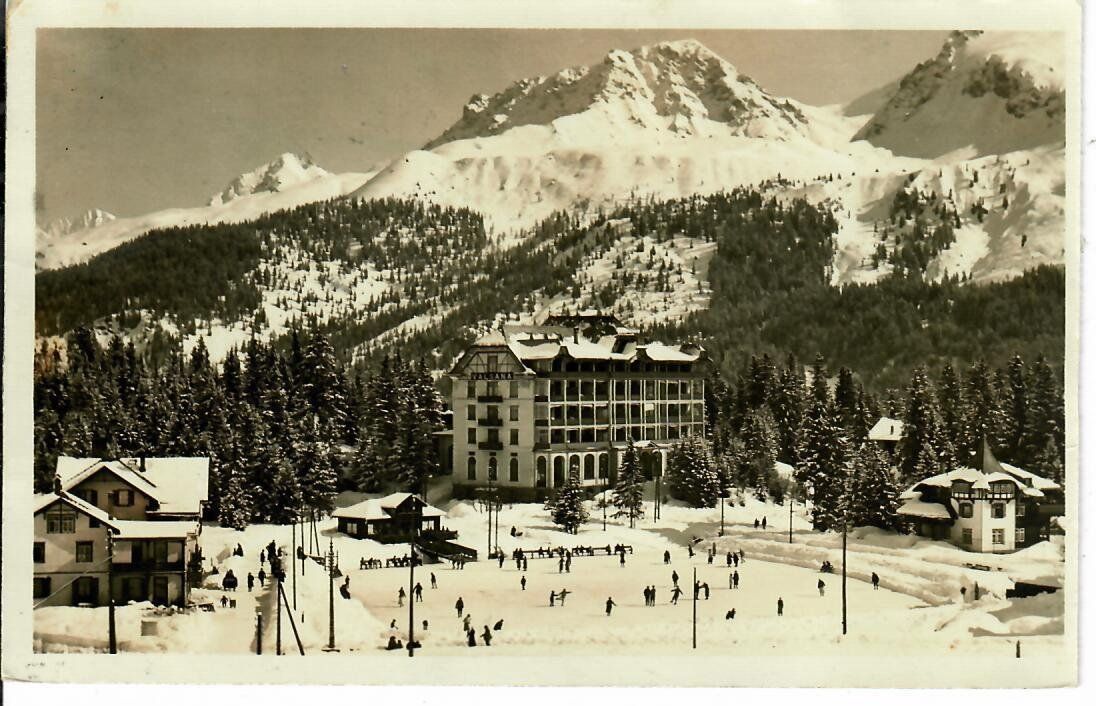 Cartoline postali: Arosa Hotel Valsana und Eisbahn – Usato da Hochdorf venduto da Ziegel-16