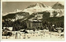 Arosa Hotel Valsana und Eisbahn