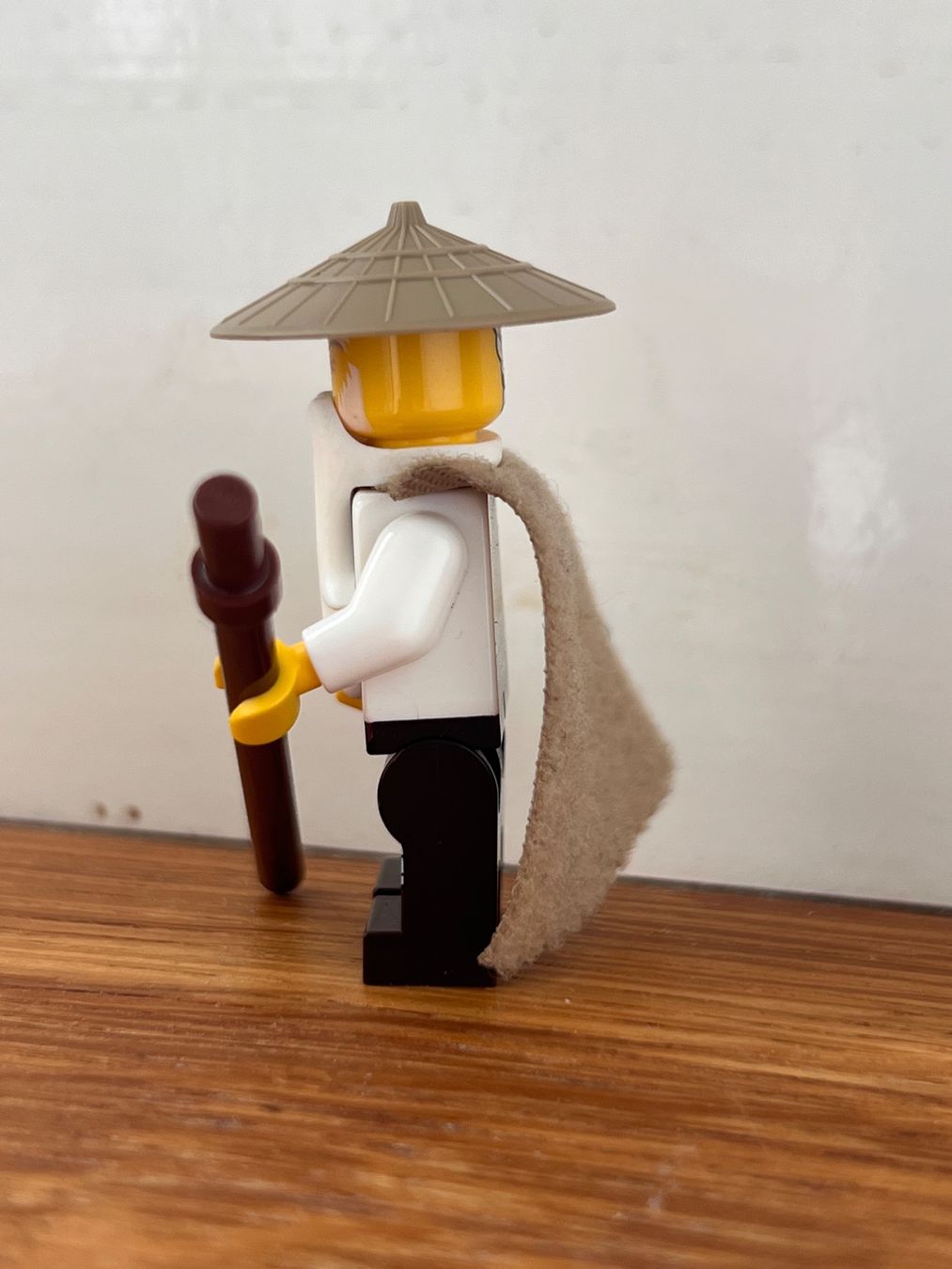 Lego Statuette: Wu Master, Fuzzy Cape – Nuovo (secondo la descrizione) da St. Gallen venduto da kur_w687 3
