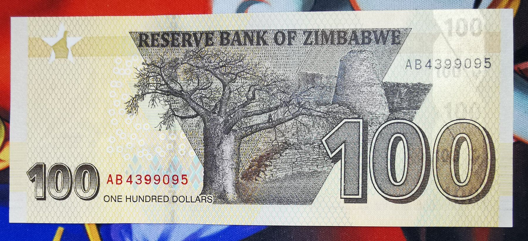Banconote: Zimbabwe 100 Dollars Serie AB UNC – Nuovo (secondo la descrizione) da Cousset venduto da Patricio77 1