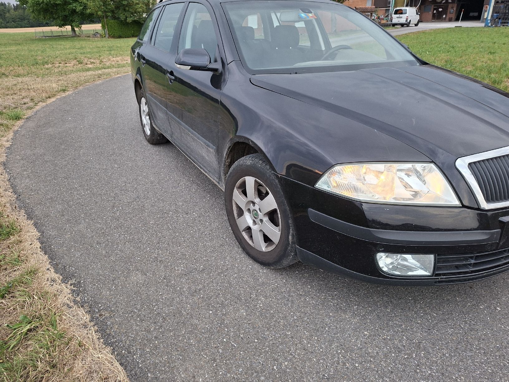 Skoda Autos: Skoda Octavia 1.9 TDI ab 1.- – Défectueux à Neudorf par LM220 5