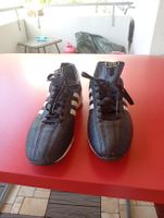 Adidas Turnschuhe schwarz weiss Grösse 43,5 gebraucht.