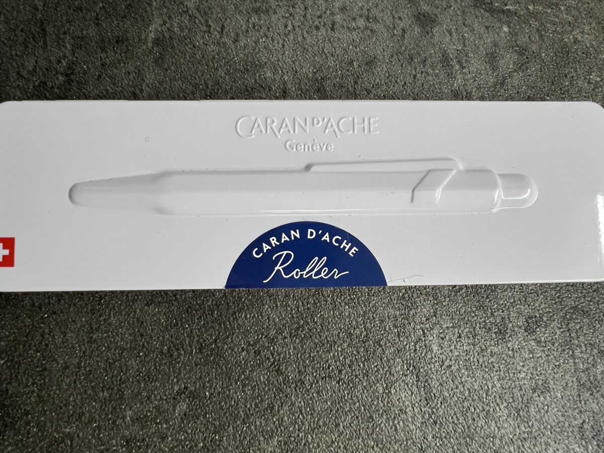 Caran D'Ache Penna & Evidenziatori: Caran d'Ache Roller weiss ungebraucht – Nuovo e nell'imballaggio originale da Urnäsch venduto da Ursjack