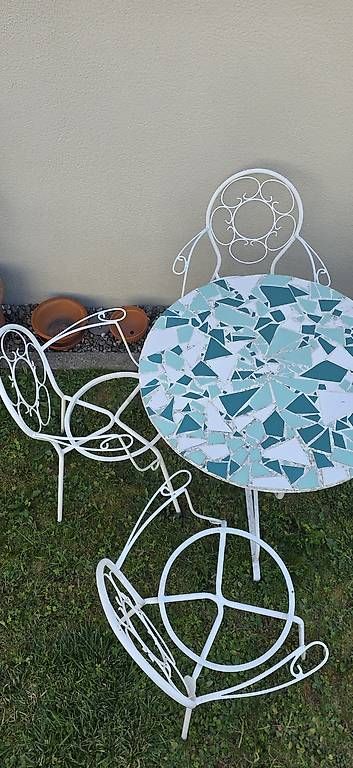 Tischset: Garten Tisch und Stühle  – Gebraucht aus Kriens von jos_6drn 2